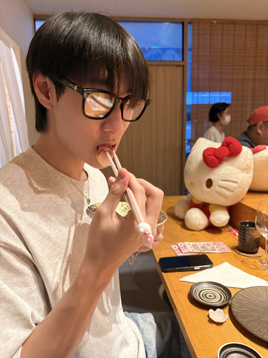 phathanaun88490's tweet photo. วันนี้น้องโชคว่างลาบปากเลย

LOVEX3 EPISODE 7

#LOVEx3_EP7
#chokditheechok https://t.co/IgS9XyUYDh
