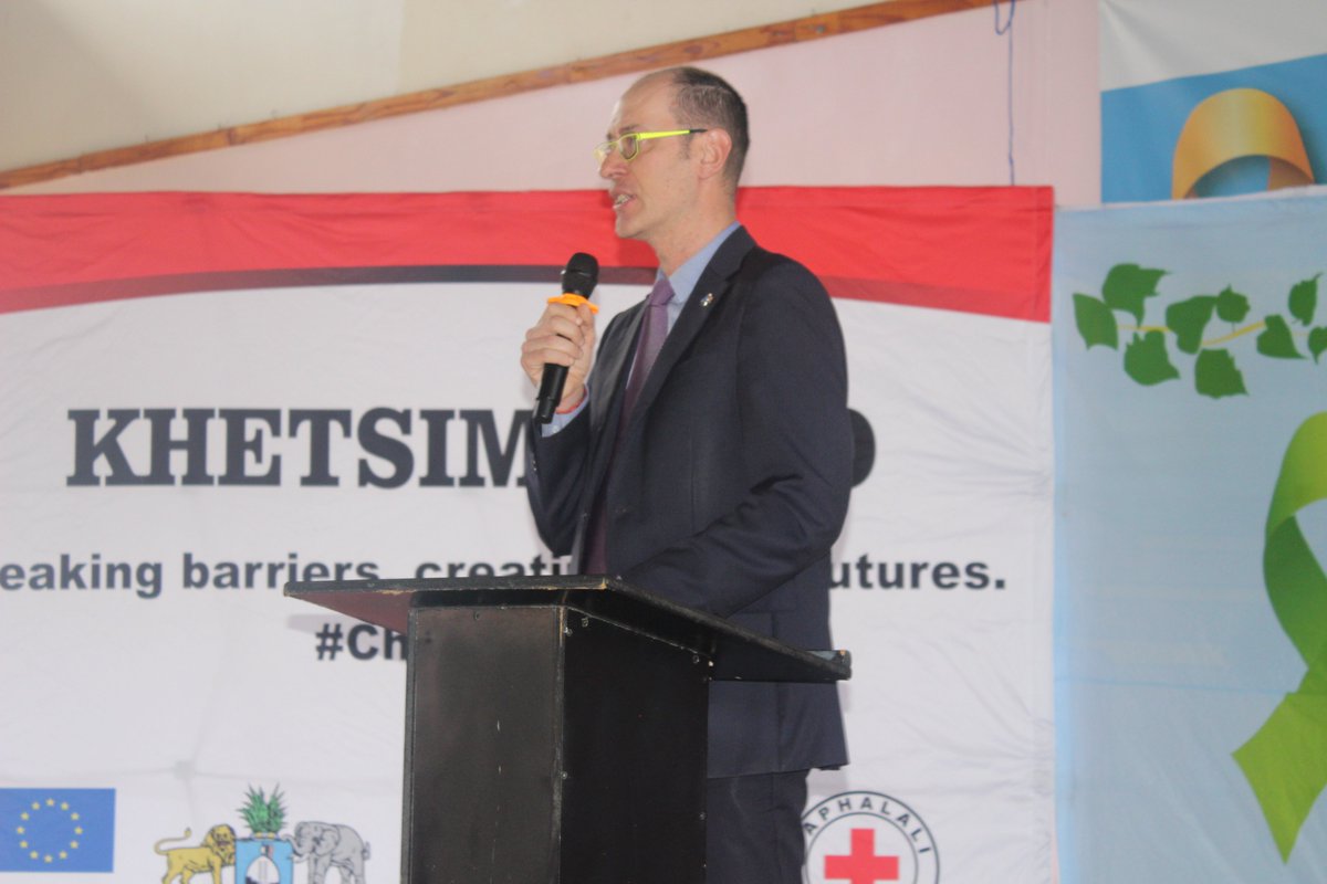 EUinEswatini's tweet photo. Changing the Narrative on Suicide.

The European Union reaffirmed its support for suicide prevention and mental health initiatives in Eswatini at the World Suicide Prevention Day commemoration in  on 25 September, through the EU-supported Khetsimphilo “Choose Life” Programme. https://t.co/aWEEarVCLd
