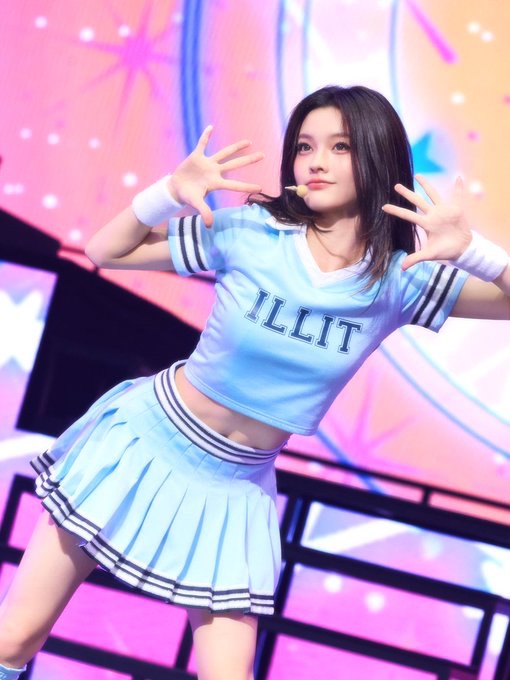 ntckma7's tweet photo. まじでライブの時のイロハはめっちゃキラキラしてる🤩 https://t.co/GtmE4Z7XRn