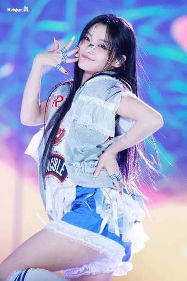 ntckma7's tweet photo. まじでライブの時のイロハはめっちゃキラキラしてる🤩 https://t.co/GtmE4Z7XRn