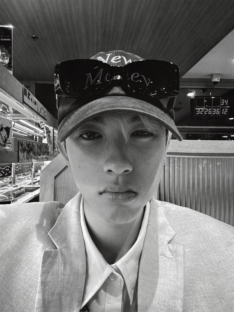 riririnlin's tweet photo. ใครถูกใจรูปเซตนี้555555555 https://t.co/ThBf3rwM11