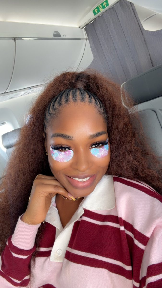 thereal_thelmaa's tweet photo. My First International Brand Trip!!! ✈️ 🥹💕

it’s officially TAAG with Thelma szn. 😍✈️
#FlyTAAG #TAAGwithThelma https://t.co/U8JKzUXPGu
