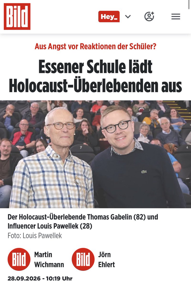 Bundeskanz50246's tweet photo. Bestimmt sind das alles rechtsextreme Schüler an dieser Schule. https://t.co/12THrfE78o