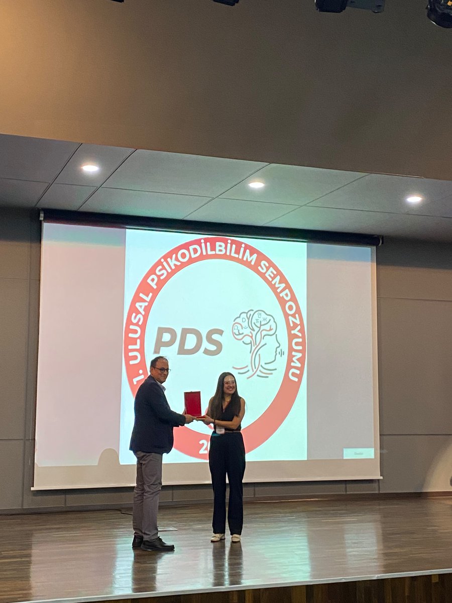 MlcdMETU's tweet photo. Huge congratulations to our lab director, Asst. Prof. Dr. @DilayKaradoller , for delivering an inspiring keynote on gesture &amp; sign language at the 1st National Psycholinguistics Symposium in Ankara! https://t.co/OgPzqG5wm5