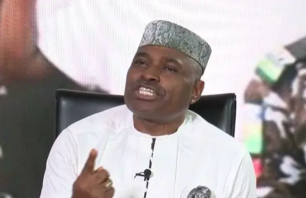 vanguardngrnews's tweet photo. ‘I was misled,’ Kenneth Okonkwo makes U-turn on Obi’s debt record

https://t.co/6yTY6LBtW7 https://t.co/0pSrGdZrrV