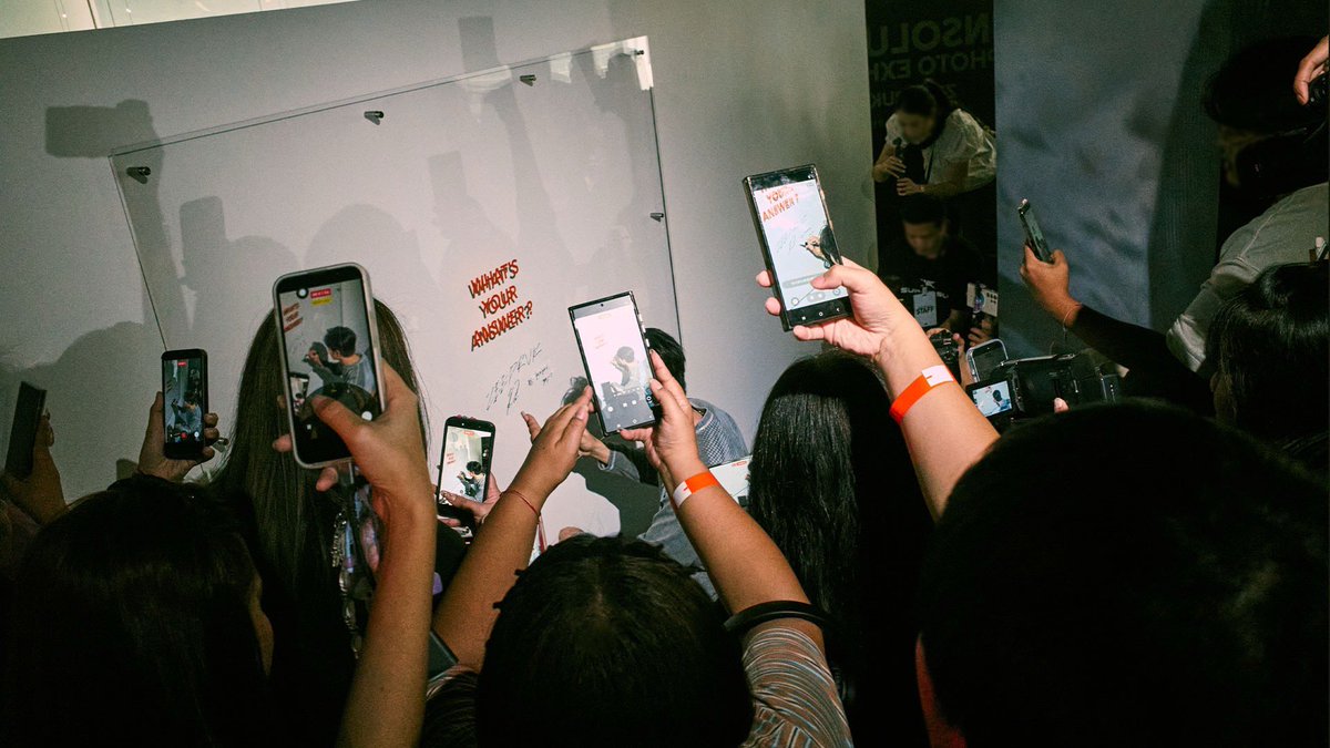 ssupersun's tweet photo. INSOLUTION: PHOTO EXHIBITION IS NOW CLOSED

Thank you to everyone who stepped into INSOLUTION, spent time with us, 
and made this exhibition more meaningful than we could have imagined

We hope this exhibition brought you a little closer to the answer within

Thank you for being part of INSOLUTION

#SUPERSUN
#SUPERSUNxSIAMDISCOVERY
#SUPERSUNINSOLUTIONEXHIBITION
#SUPERSUNEXHIBITION