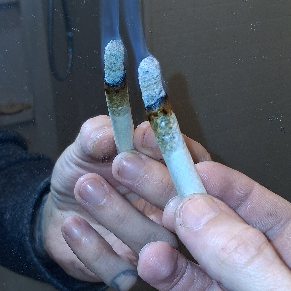 Mr_Buds_Va's tweet photo. Late Night Swim and shower smoking on GUSHMINTZ yall already know. This my favorite genetic on the new drop from HiFi and nothing like blazing after a swim and hot tub session before ya hit the shower with ya girl...... sheshhhhh!!!!!! THE GUSHMINTZ SETS THE MOOD FOR THE NIGHT 🌙 😉 🛌 ❤️ 😍 💖