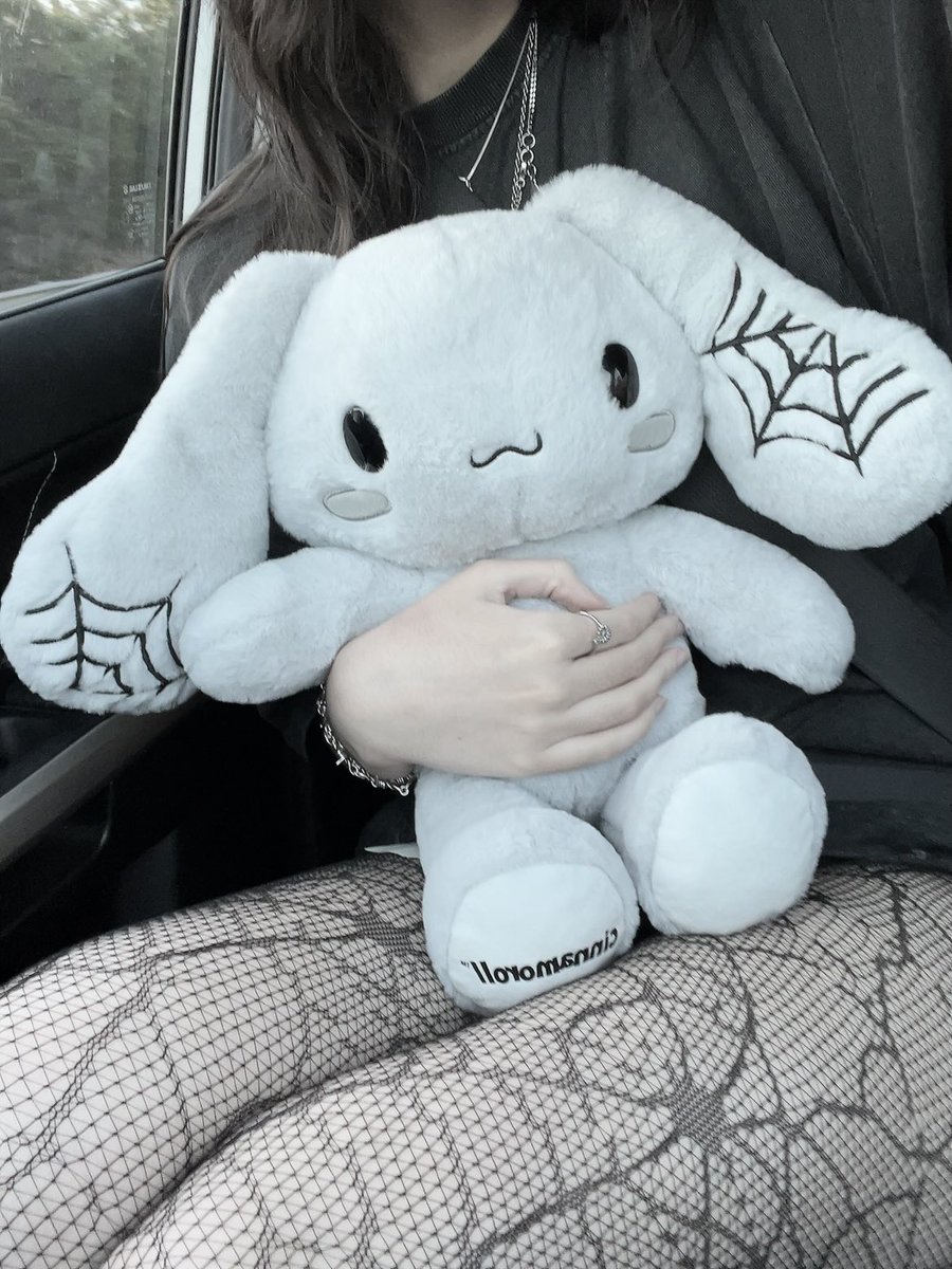 fizzbonez's tweet photo. my son ૮ ˶ᵔ ᵕ ᵔ˶ ა https://t.co/fwDfrnkwIP