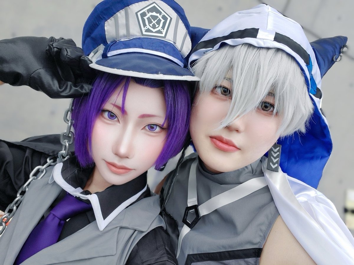 Cs_shiba_0467's tweet photo. ⚠️コスプレ、Cosplay、加工強め 
ガタケngr0でいました～💞
交流たくさん楽しかった‼️ありがとうございました💕
本も買えて大満足ﾅﾘ🎵次またbllオンリーあればサークル参加したい🌵
12月はFEとpkmnがあってアツいので確定出現です☝️

𝑳𝑶𝑽𝑬 𝑭𝑶𝑹𝑬𝑽𝑬𝑹 👑→@kugaya_ https://t.co/1Ekr5tWCOX