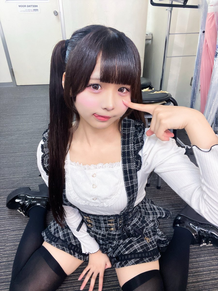 naana_lilri's tweet photo. 明日9/29 #近代麻雀水着祭2026 に出演する
リルリボンの最年少16さい！
薆乃なぁな(あいのなぁな)です︎🩷

明日いくよーの方ぜひ薆にきてください！
よろしくお願いします！ https://t.co/yRdbGoZtBw
