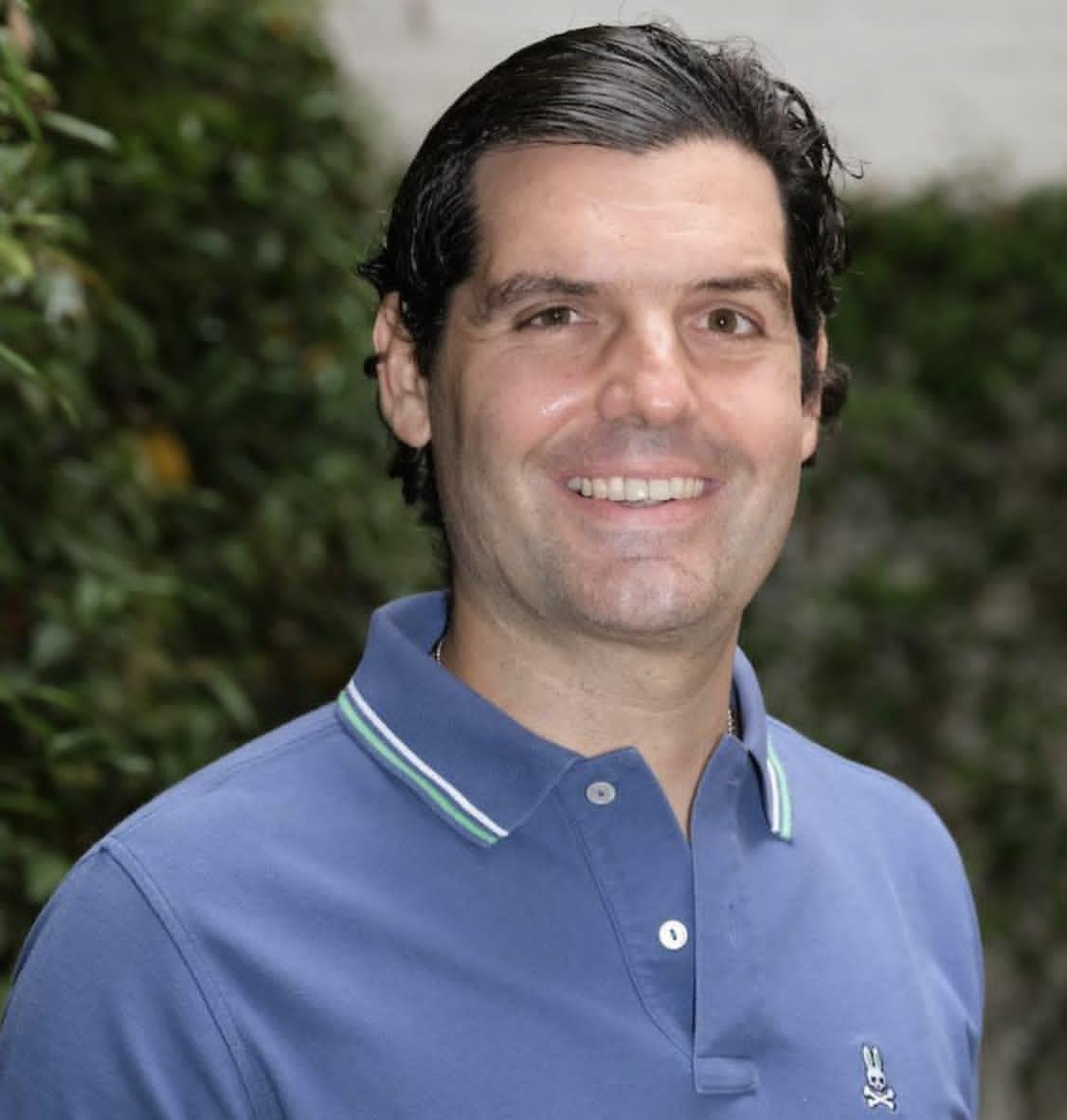 latablablog's tweet photo. Alejandro Betancourt, investigado por lavado de dinero en Suiza y España, lidera NABEP y obtuvo 17 yacimientos con respaldo del Departamento de Defensa de EEUU. Un funcionario de Trump lo defendió: «Es una persona que, en el pasado, ha sido útil para los Estados Unidos». https://t.co/pIEM4PG5bD