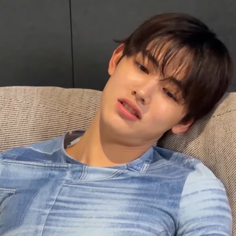 eyanngantuk's tweet photo. LUCU BANGET😭 adek bingung pada ngapain 😭😭😭😭😭 https://t.co/Rs0fN3Fpkv
