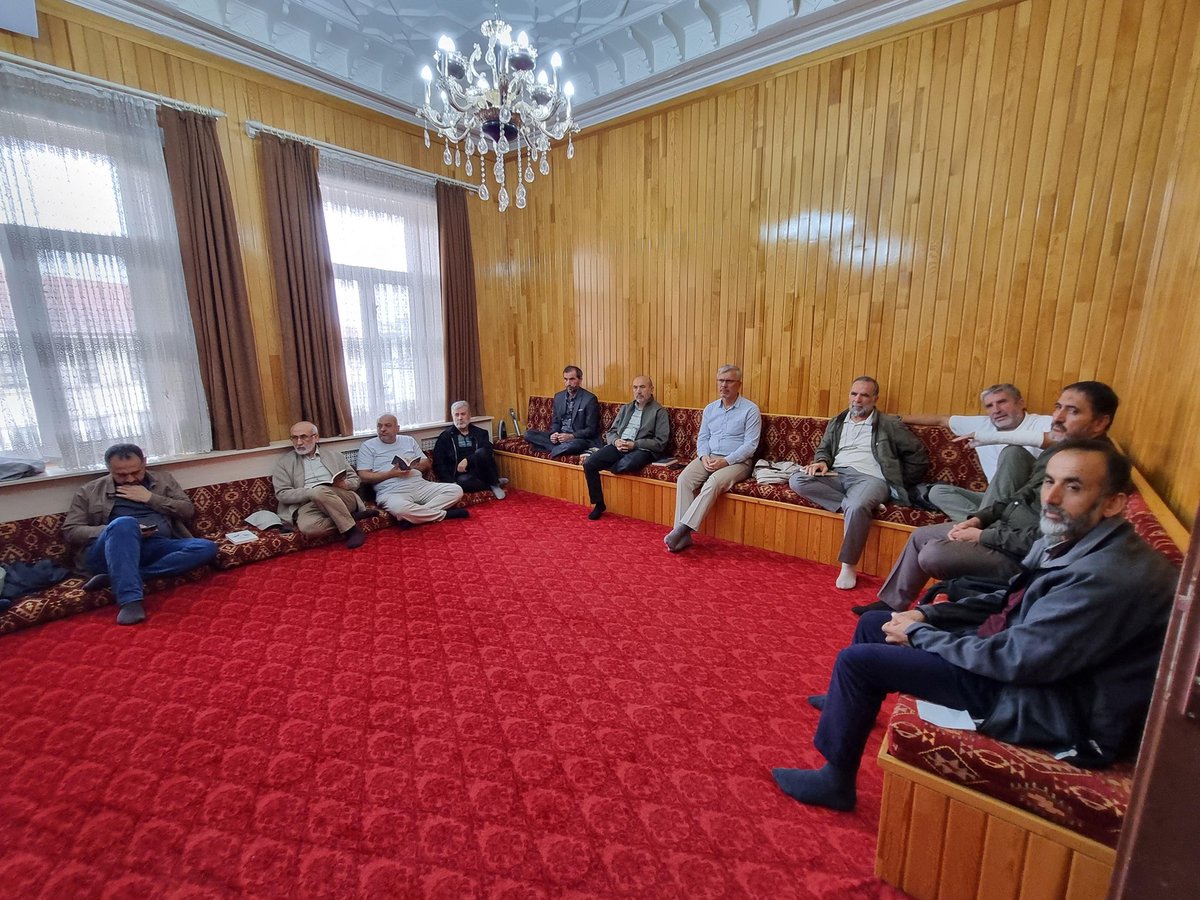 imhankara's tweet photo. Kitaptan Hayata

İnsan ve Medeniyet Hareketi Ankara olarak yeni dönemin ilk “Kitaptan Hayata” programında Prof. Dr. Aydın Topaloğlu’nun Filozofların Tanrısı kitabını ele aldık.

Kitap sunumunun ardından eserin öne çıkan başlıklarını günümüzle ilişkilendirerek müzakere ettik. https://t.co/V7dJ9AWpRD