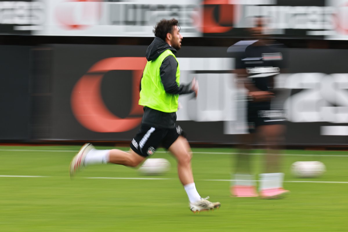 BesiktasEnglish's tweet photo. Back on track. 🦅 https://t.co/rznR9J3j8y