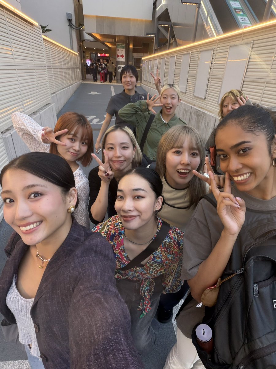 Riho10071515's tweet photo. 開幕戦まであと1週間、、🥵🥵
どんな作品でしょうか！ https://t.co/IkhqH80pFZ