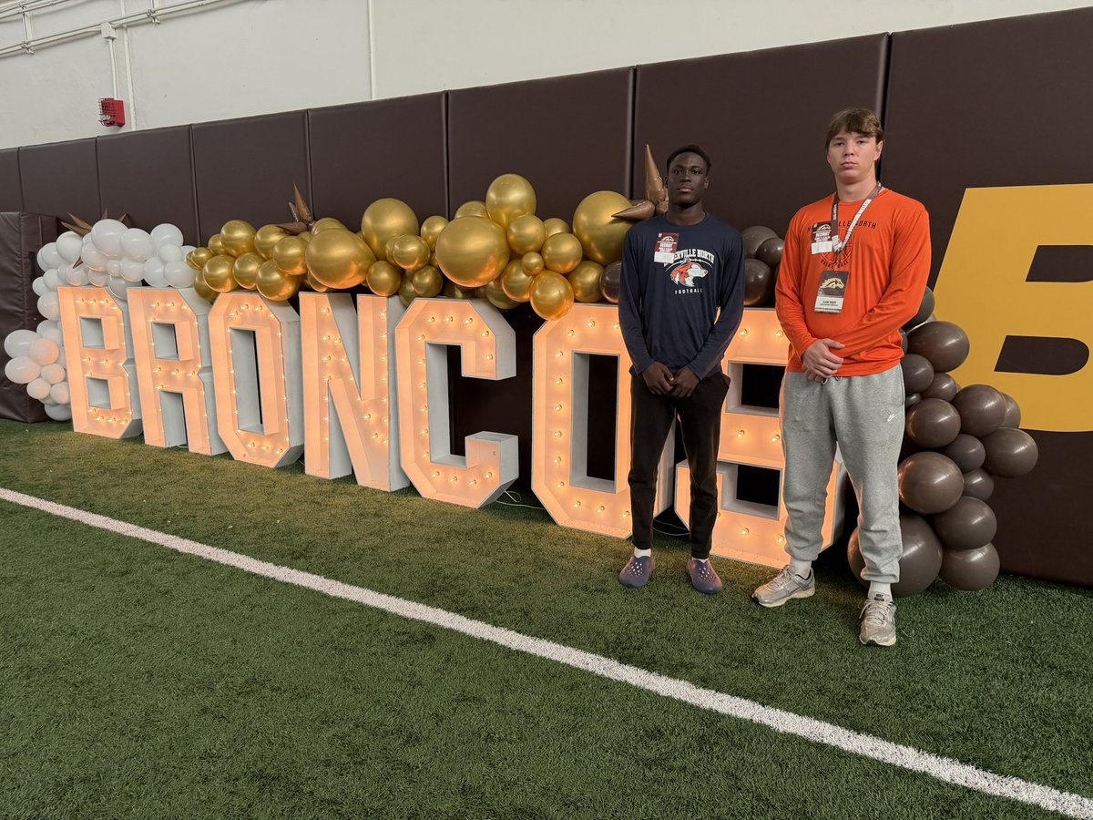 Clark_Roush76's tweet photo. Thankful for the opportunity to visit Western Michigan University this past Saturday. I truly appreciate the experience and the opportunity to learn more about the program. @pawlakjoe @ctoudle1 @WMU_Football @HuskieFB https://t.co/13XEvABIKp