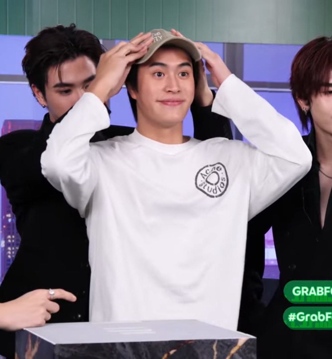 tianxmini's tweet photo. จั๊นอยากกลืนยัยเด่กนี่ลงท้องเลยไม่เคี้ยว งั่ม!

( #Gemini_NT 🐣 ) https://t.co/K4YqRDU3it