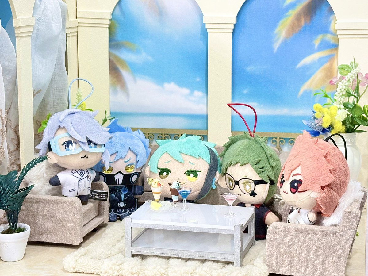 kairu1829's tweet photo. ヌン茶後に仲間入りし、お茶会ではなくお酒会に参加させられたフォロワーさん宅のアズぬい🐙 https://t.co/vdMU4GzDHU