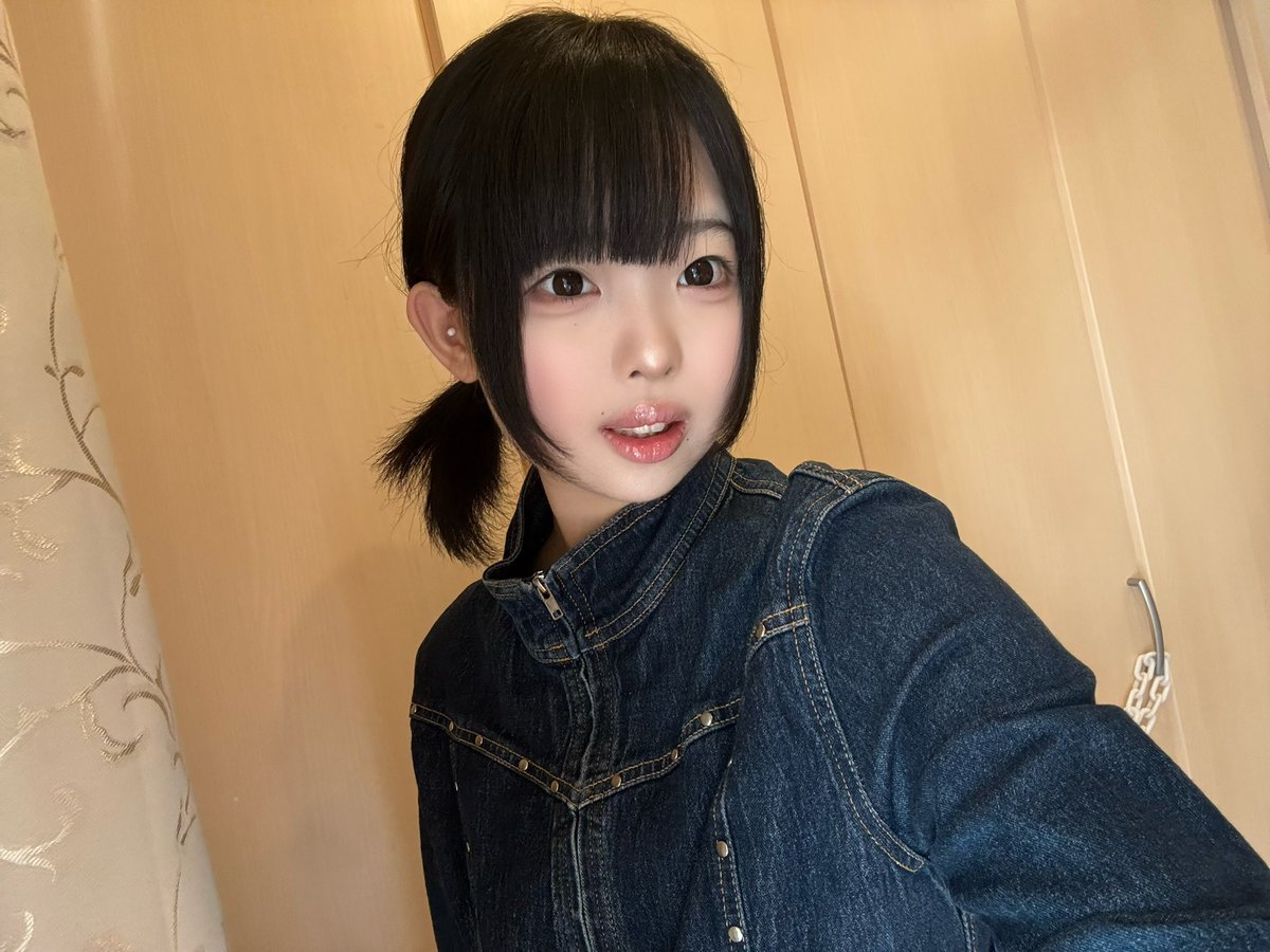 tt_tsumu6i's tweet photo. 메이크업이 바뀌었다!
(티 안 나려나) https://t.co/eisnwYmv8C