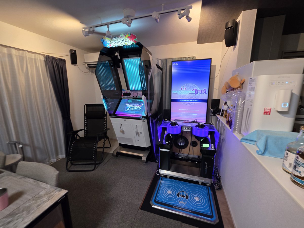 ni_orz's tweet photo. びっくりしたー、家にチュウニズムがあるのかと思った https://t.co/Gvu8OQoHD7