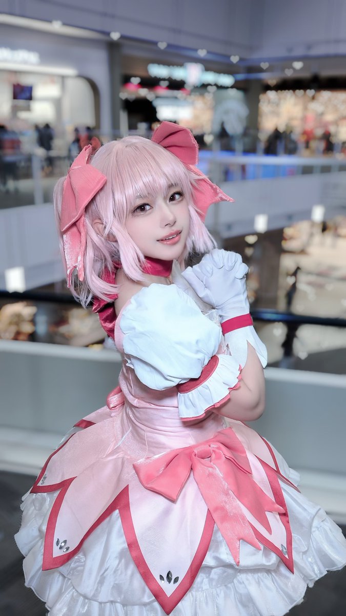 9ankake's tweet photo. ⚠︎︎Cosplay🎀こんばんは🐰🌕🎀 
ｺｽﾓｰﾙ2日間ありがとうございました✨

ｽﾃｰｼﾞ、撮影会と盛りだくさんでした🏹📷⟡.·声かけてくださった方、差し入れてくださった方、一緒にいてくれたメンバーありがとう💗

お写真等徐々にUPします🧸💕

#コスモール #140cmコスプレイヤー
#鹿目まどか https://t.co/uVmxuLdjVz