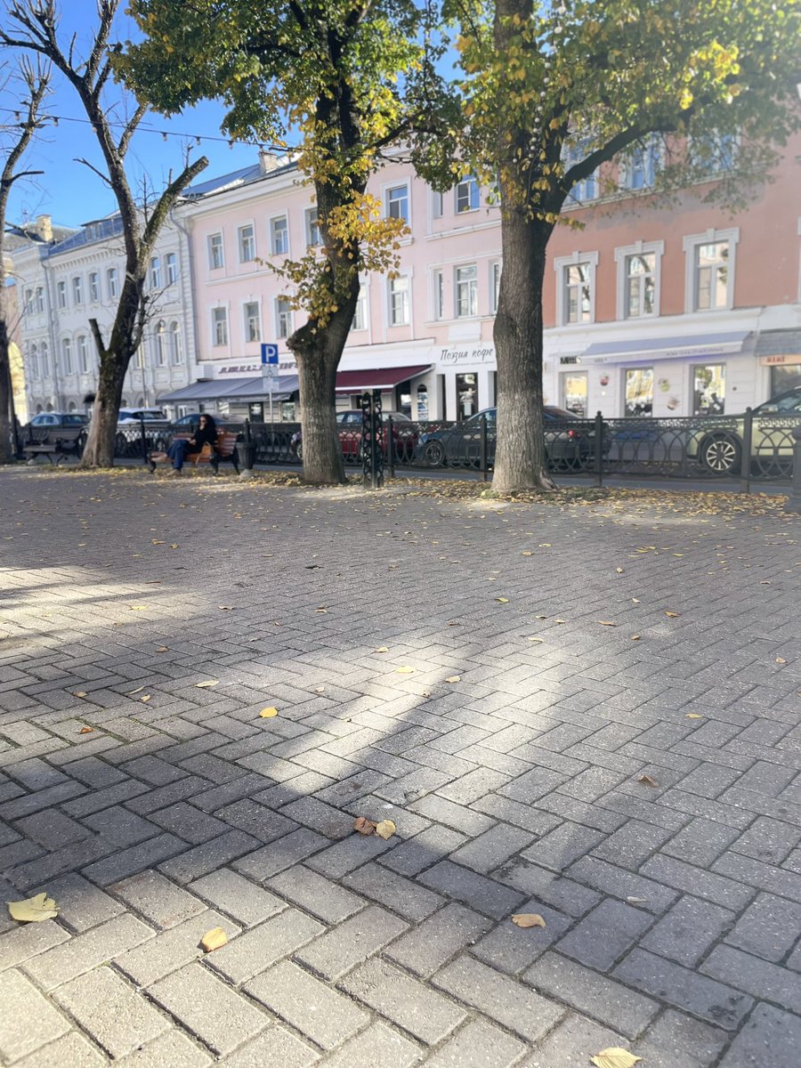 Zirooo93fb's tweet photo. Тупа сижу на радищего https://t.co/MK2HJOcQ0E