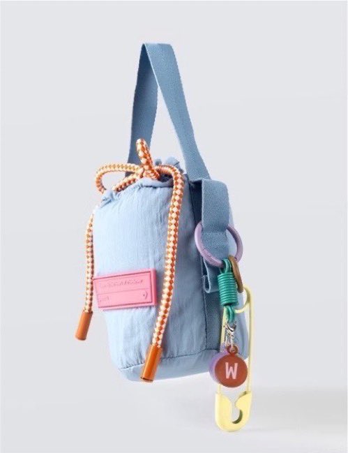 hpdjzz_'s tweet photo. bener2 definisi mukena genZ, se lucu itu pouch nya😍🤏🏻

🖇️ https://t.co/3EyEVgouCB https://t.co/Cl6jJy99US