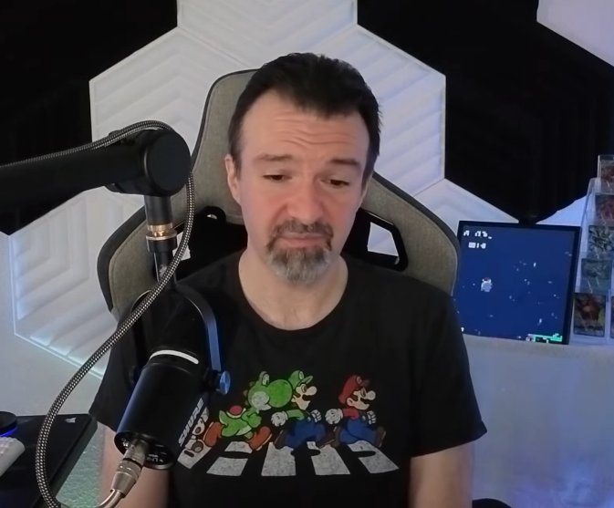 Gigih_Chevalier's tweet photo. @SpaghettiKozak @overveenerick Isnt that the dude who masturbate  while streaming or DSPGaming? https://t.co/YmVTWNt8FP