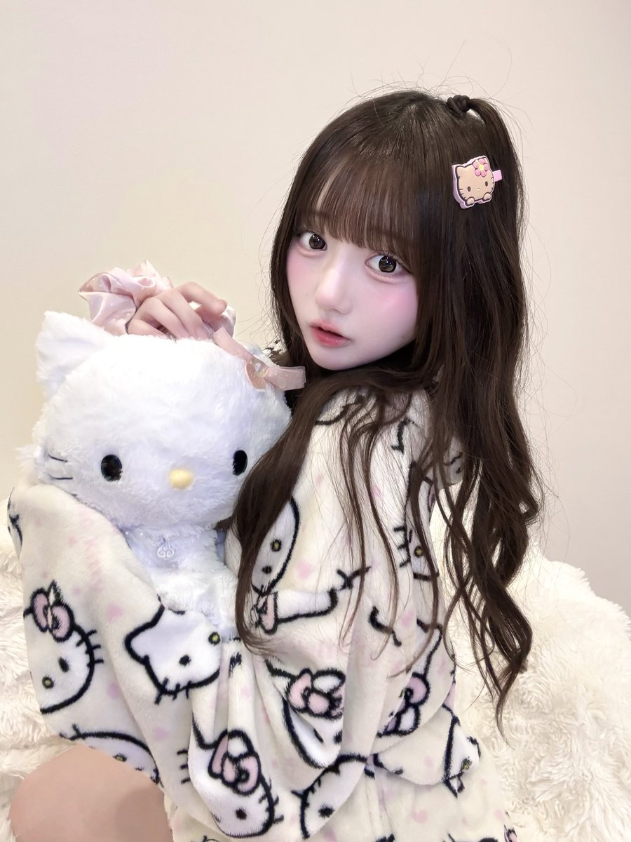 one_sakurako's tweet photo. キティちゃん 𝑳‌𝑶‌𝑽‌𝑬 なの🎀💞⸝꙳.⋆ https://t.co/e6MSmHAJaU