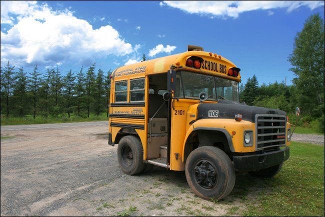 QuirkyRides's tweet photo. Custom Bus. 🚌 #Quirky #Ride https://t.co/WrMQJS0EHn