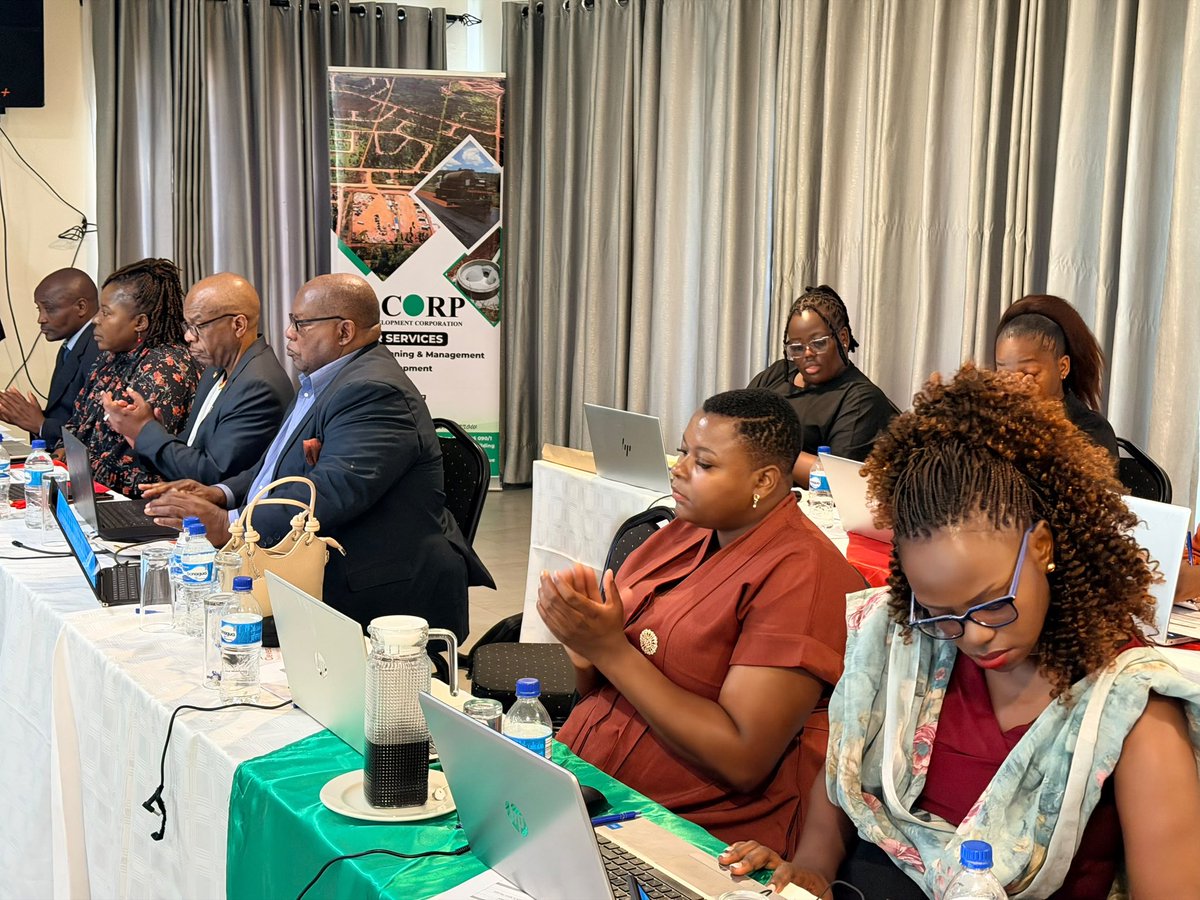 Udcorpzw's tweet photo. aligning on how we can deliver our mandate to our clients, partners, and communities in the year ahead.
#Theudcorpcitizenswant
#Partneringtobuildtomorrow https://t.co/xKDt6n2vCs