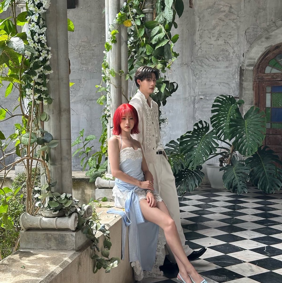 zhangbearbear1's tweet photo. หนึ่งในสองคนนี้ ใครคือเอเรียลตุวจิง ✨ https://t.co/sk80RP9lEQ