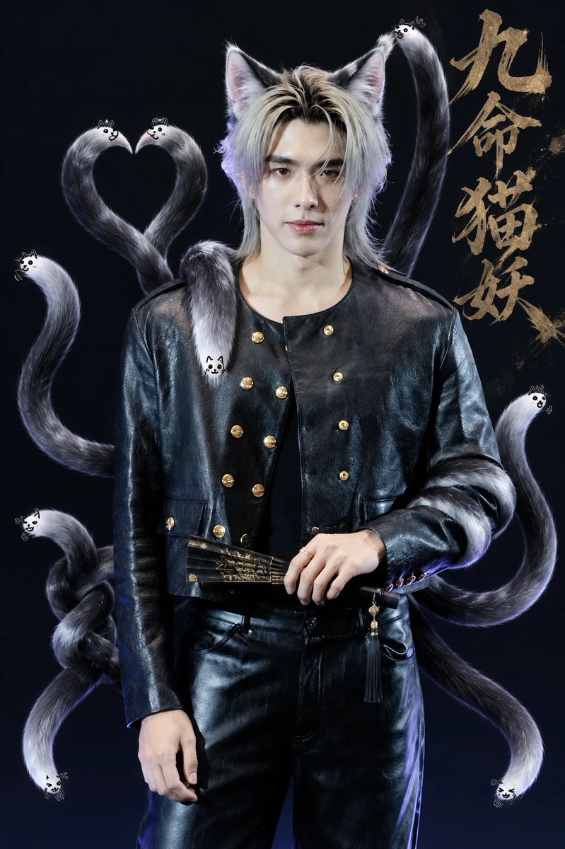 ziyun1996's tweet photo. 我家九命猫妖殿下给自己染了一个毛～
于是他的尾巴也染了白发～
@bxxm_rvw 
白发别忘了留一套写真下来哦～
#bxxmrvw #EVWU #Betus #RVW https://t.co/tuAAyWJagk