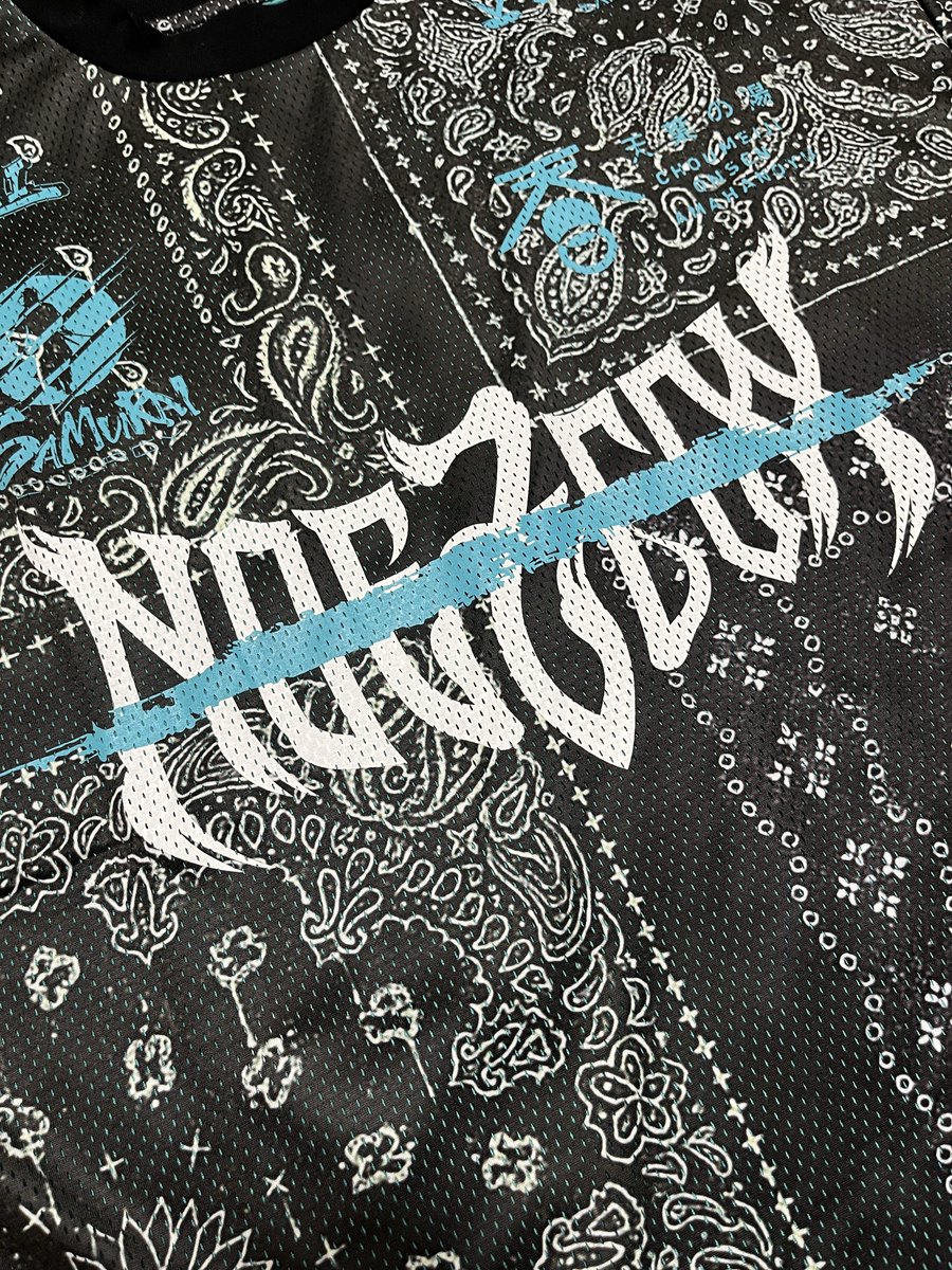 10L1Z's tweet photo. NOEZユニ、カッコいい✌🏻 https://t.co/8XoAuvMNue