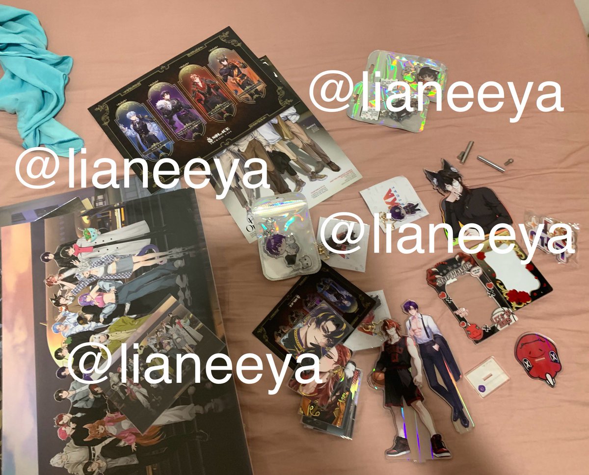 lianeeya's tweet photo. bersiaplah wahai anak muda(menginfo) selagi aku sdng memikirkan cara packing poster segede gaban ini https://t.co/ZYzVNW6wU1