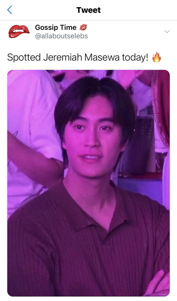 gemfotchi's tweet photo. yang satu; older! sekaligus senior actor class A.

yang satu lagi; younger! as budak korporat with a secret side job that no one else knows~

#geminifourth, few tweets au. https://t.co/2X2nLPnYUl