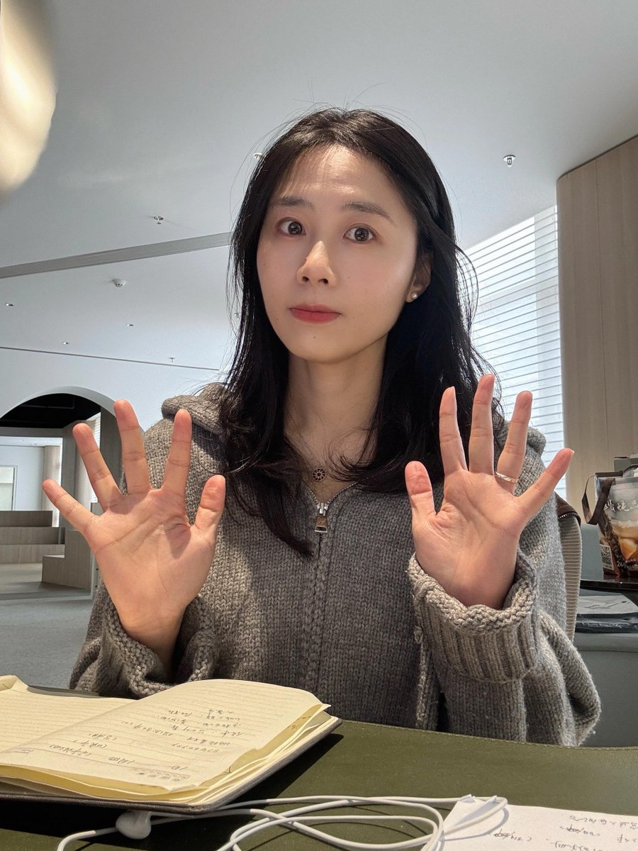 ohishamacoun's tweet photo. 三十多岁、在 x 上是不是就没人感兴趣了？
想找个彼此合拍满足彼此需求的搭子 https://t.co/KiLsVY1ejG