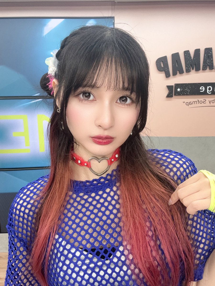 h1nataa's tweet photo. ソフマップ公演ありがとうございました❣️

今回も沢山沢山コメントやお申し込み
本当に感謝です🥺✨

なぜか頭にうさぎが出てきて
ありがとうさぎ🐰って言ったら
オン特会でうさぎ出てきてびっくりした🤭

湿気でストレートになった髪🫠

#MEMORI #めもりちゃん https://t.co/QCKBCwT08q