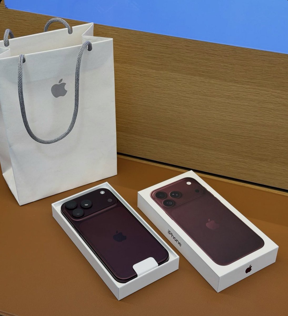 SignalFutures8's tweet photo. 1 takipçimize 1 adet İphone 18 Pro Max hediye ediyoruz

Şart ve koşul yok sadece paylaşımı beğenin ve yoruma nokta bırakın 

Süre 5 gün kazananlar açıklanacak bol şanslar ☘️ https://t.co/gGKunNVE8N