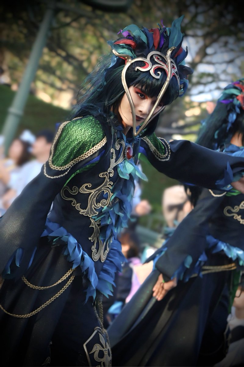 yuyuhaneteru's tweet photo. オウムとカラスの雰囲気の違いが好き

#intothefrenzy #フレンジー https://t.co/LIhFzQCwUz