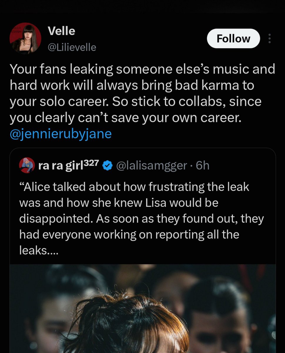 khiacultss's tweet photo. comeback, documentary, vmas.... no matter what their fave does, jen will always be the main character. https://t.co/y2hWre53Nu