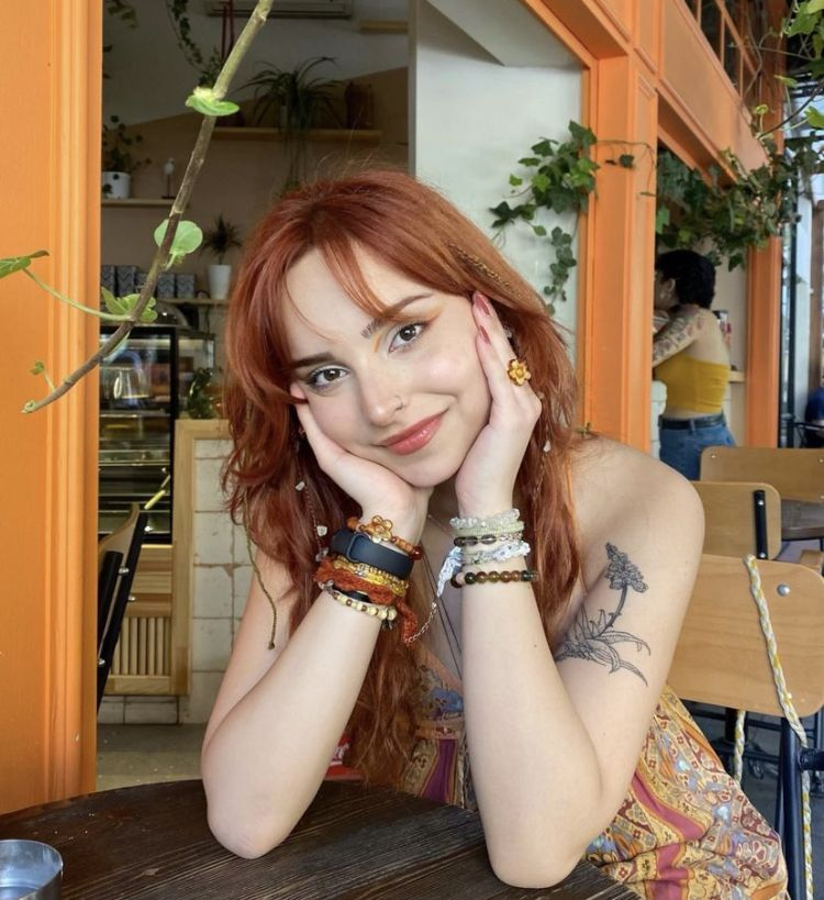 floracaffeine's tweet photo. ㅤ
ᴇɪ ᴀᴍᴏʀ, ᴇᴜ ᴛᴏ ᴄᴏɴᴛɪɢᴏ ɪɴᴅᴇᴘᴇɴᴅᴇɴᴛᴇ ᴅᴏ ᴄᴀᴏ
ᴄᴇ sᴀʙᴇ ǫᴜᴇ ᴀᴏɴᴅᴇ ᴠᴏᴄê ꜰᴏʀ ᴇᴜ ᴠᴏᴜ
ᴊᴀ ᴘᴀssᴏᴜ ᴅᴀ ʜᴏʀᴀ ᴅᴀ ɢᴇɴᴛᴇ sᴇ ᴇɴᴄᴏɴᴛʀᴀʀ
ㅤ https://t.co/2AGk2AikNN
