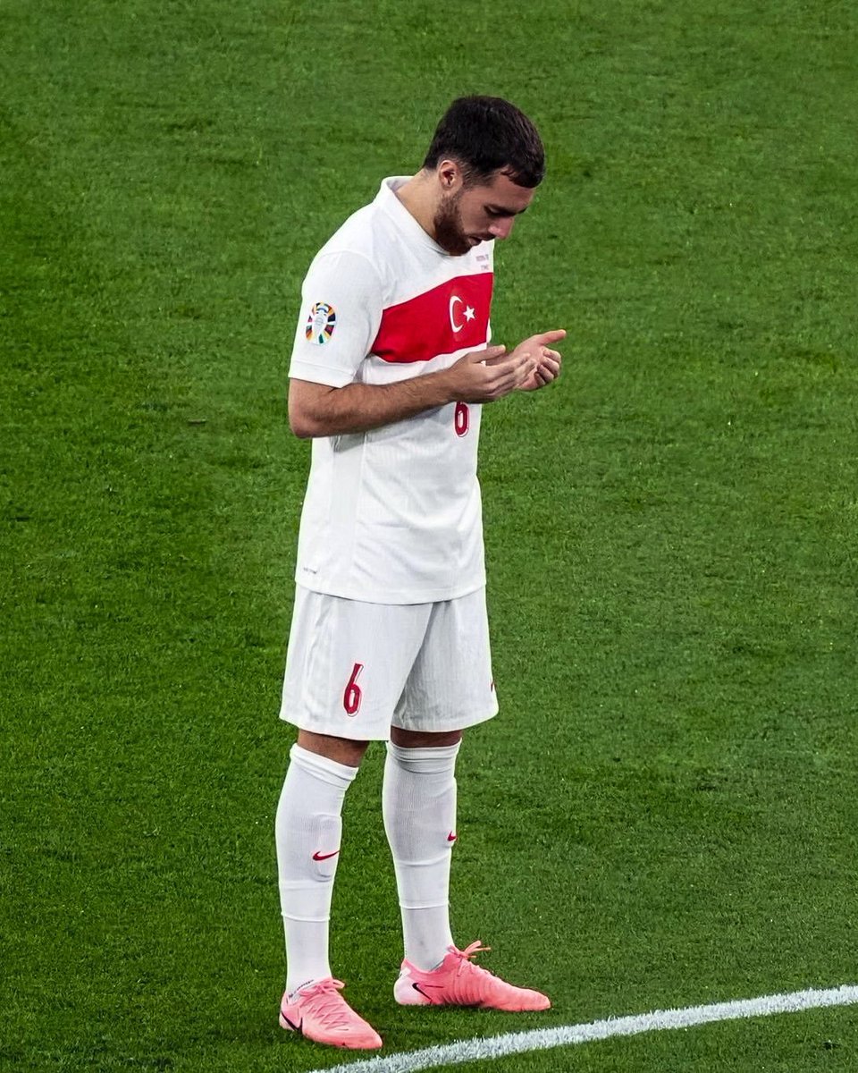 Bogazin_kartal's tweet photo. Orkun Kökçü, Türkiye - İtalya maçına ilk 11'de başlayacak. 

(Tivibu Spor) https://t.co/K4atKxRacz