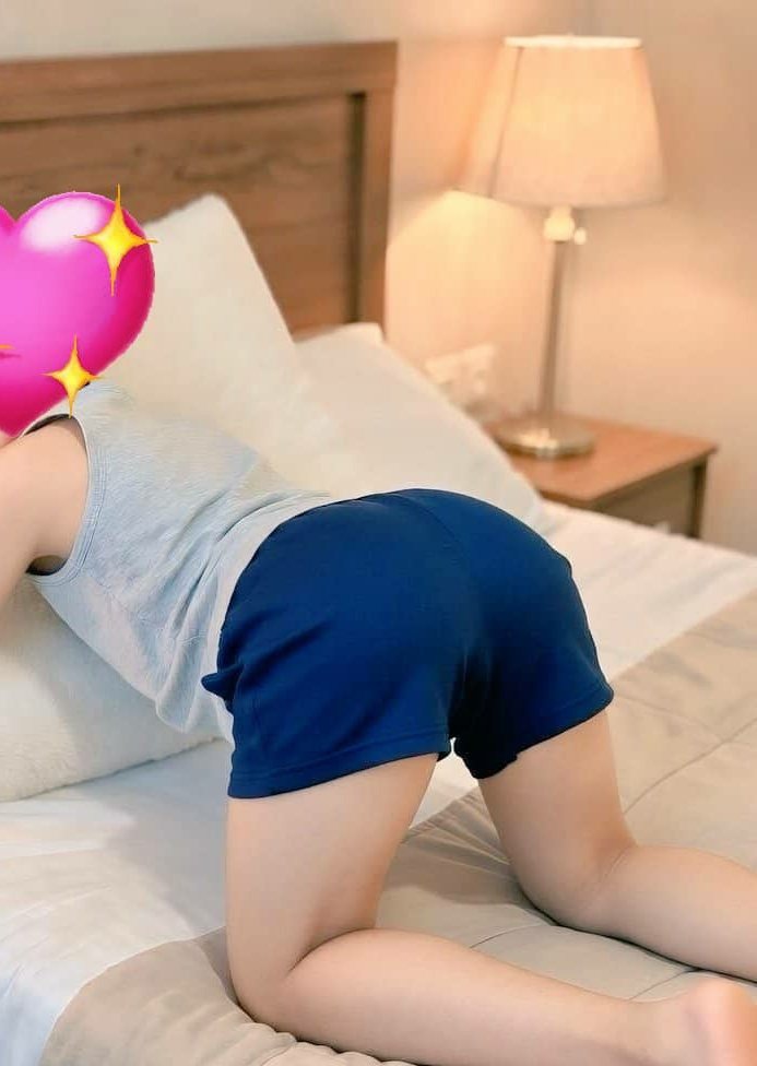 mrsjkhkky's tweet photo. خرقي تمحني اليله وابي انتاك 👅👅👅 https://t.co/AJu74nxTZM