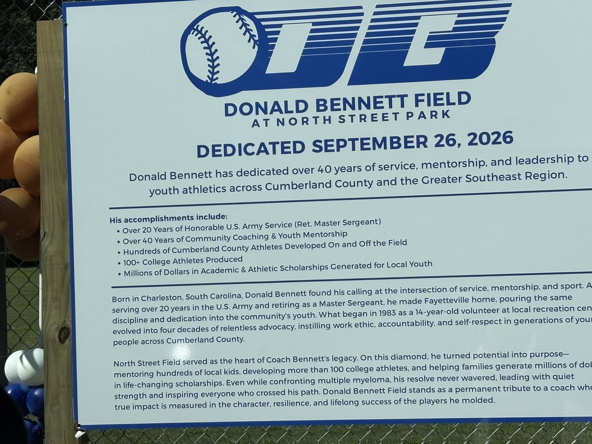 5StarBennett's tweet photo. This is something I never thought about but it happened! Hard work was noticed and still have more work to do! Thanks to all the people that made this happen! I am Blessed! https://t.co/RiuOWyanpm