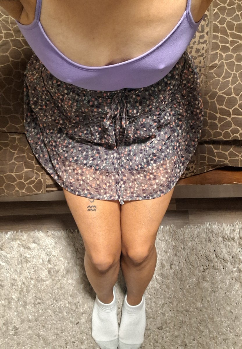 HayoToro's tweet photo. Ahhh hehe 💓 
Happy Monday everyone 
#feetfetısh #feetworshi̇p #goddess https://t.co/JKlnQdxAWM