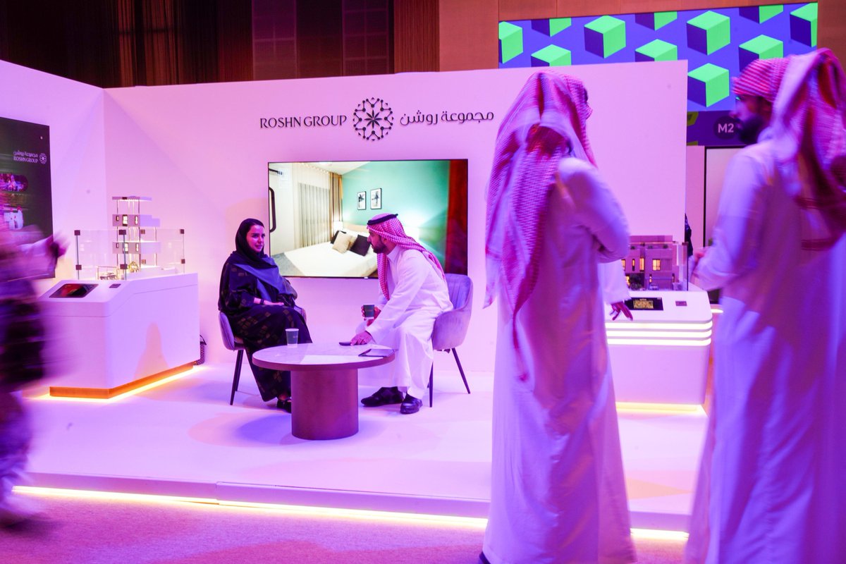Roshnksa's tweet photo. انطلقت اليوم فعاليات منتدى المشاريع السعودية الكبرى 2026 في "ذا فينيو من مجموعة روشن"، حيث تستضيف مجموعة روشن أبرز المطورين والمقاولين والمستثمرين وصنّاع القرار حتى يوم 30 سبتمبر، لمناقشة دور المشاريع الكبرى في تعزيز منظومة القطاع العقاري بالمملكة https://t.co/NflUxShzgw
