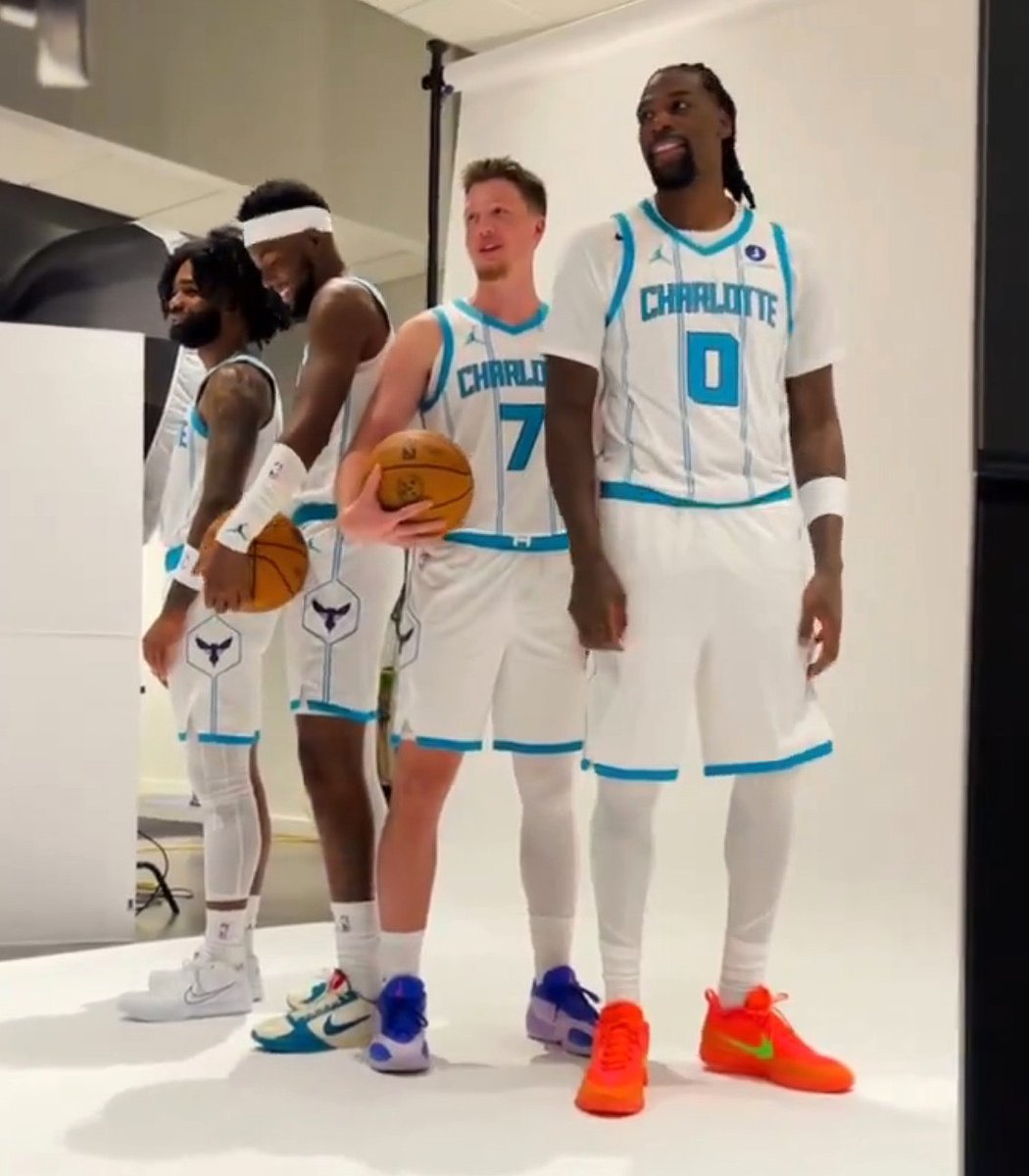 HornetsReddit's tweet photo. First look at Coby White, Brandon Miller, Kon Knueppel, and Naz Reid together in their Hornets jerseys. 📸
