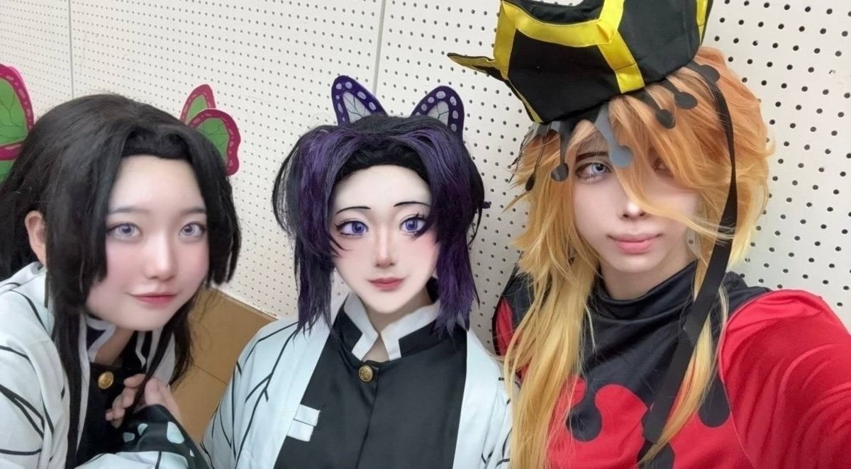 null_mini98's tweet photo. 2人とも併せありがとうーー😻
幸せな時間でした❗️

@Mitu_cos412 
@rei00_rei0 

#かげコス土曜夜市 https://t.co/wMXcNto7lv