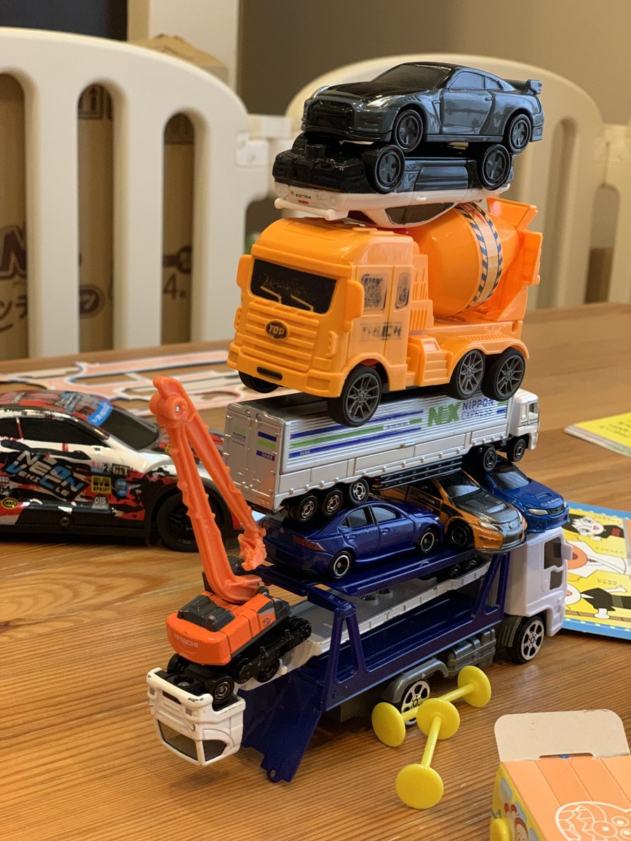 MasatRsk's tweet photo. 外人式スクラップ車違法積車車両

盛ってるけど近所に稀に重大事故が起きそうな乗せ方しとる外人が運転するやつが走ってる https://t.co/08iBo0YHPr